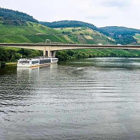 Hotel Zur Moselbruecke Schweich Kültér fotó