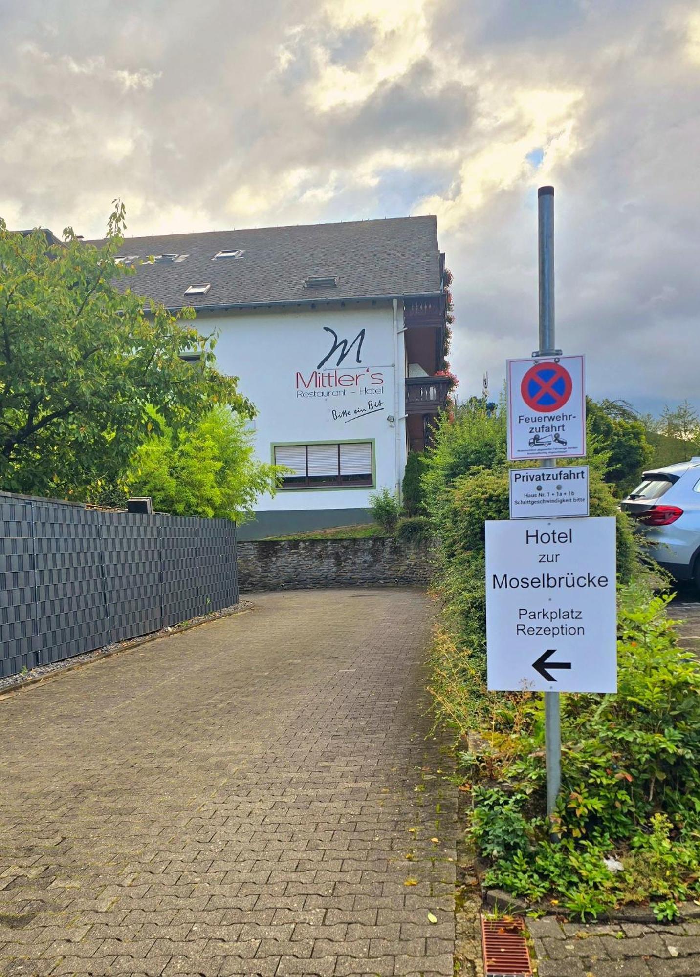 Hotel Zur Moselbruecke Schweich Kültér fotó